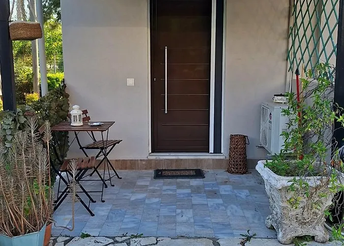 Antzela Apartment *