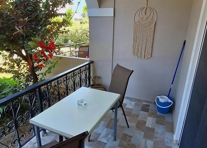 Antzela Apartment *