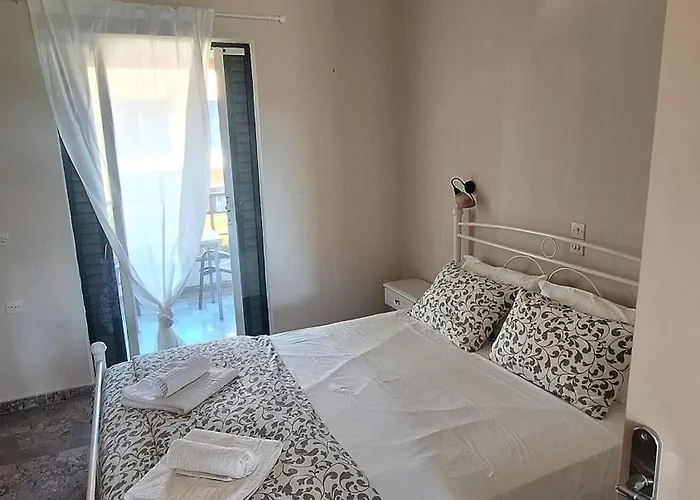 Apartment Antzela *