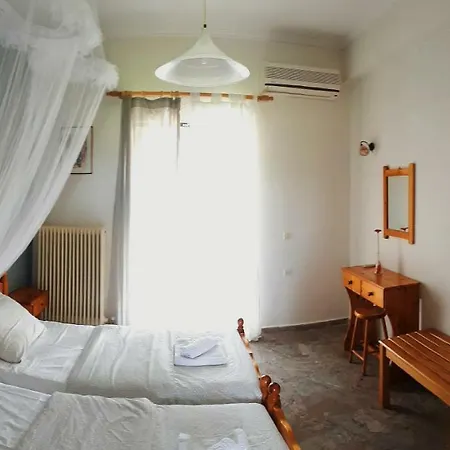 Antzela Sidari (Corfu)