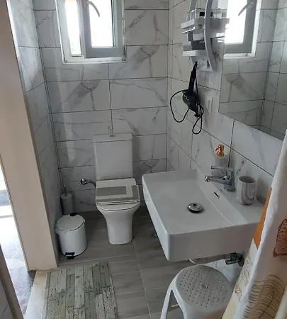 Apartament Antzela *