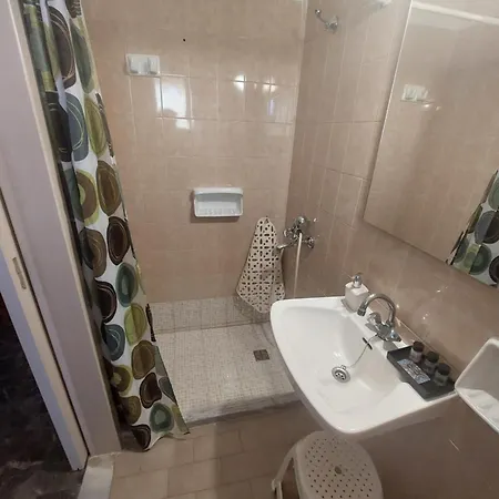 Antzela Apartamento Sidárion